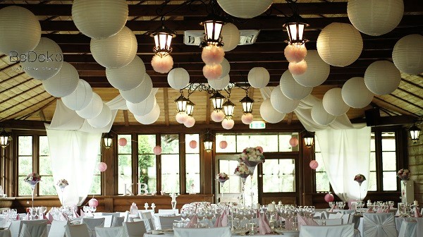 różowe dekoracje ślubne wesele rustykalne